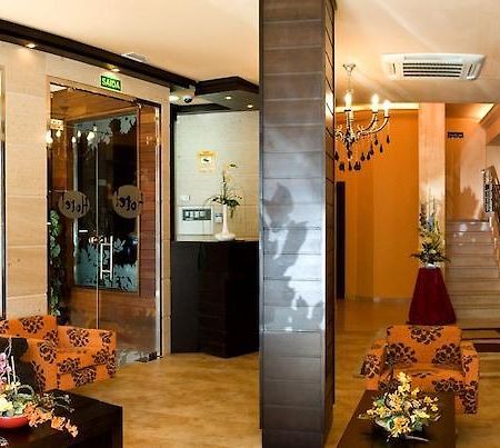 Hotel Tio Manolo De Noia Bagian luar foto